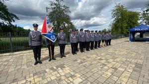 Uczestnicy obchodów Święta Policji w Olecku