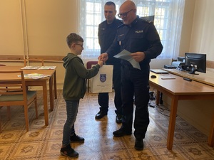 Laureat konkursu nagrodzny przez Komendanta Powiatowego Policji w Olecku