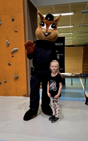 Policjanci podczas spotkania profilaktycznego